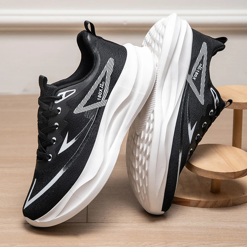 Sepatu Lari Pria Wanita Ultra  - Men Shoes Eu To Us Size ulasan dan harga